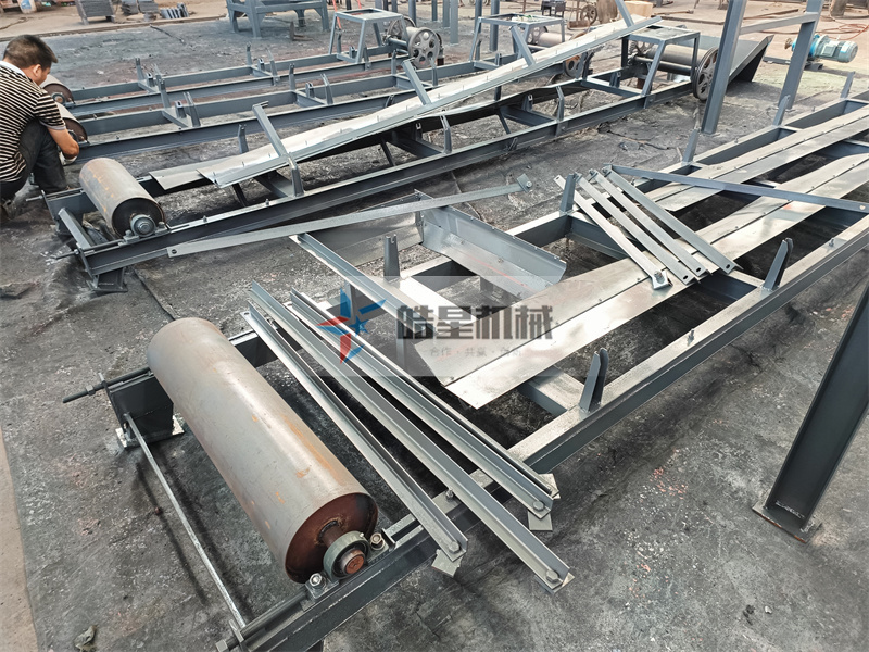 <a href='http://www.tianya16888.cn' target='_blank'><span>鋁合金破碎機</span></a><a href='http://www.tianya16888.cn/psxl/1279.html' target='_blank'><span>廢鋁破碎</span></a>分選設備輸送帶設備生產(chǎn)現(xiàn)場
